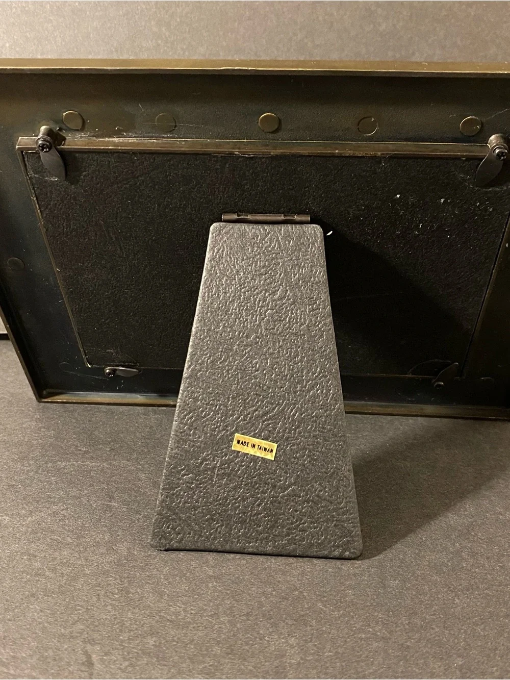 Vintage Golf-Themed Metal Picture Frame
